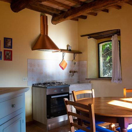 Agriturismo Colli Di Travale 몬티에리 외부 사진