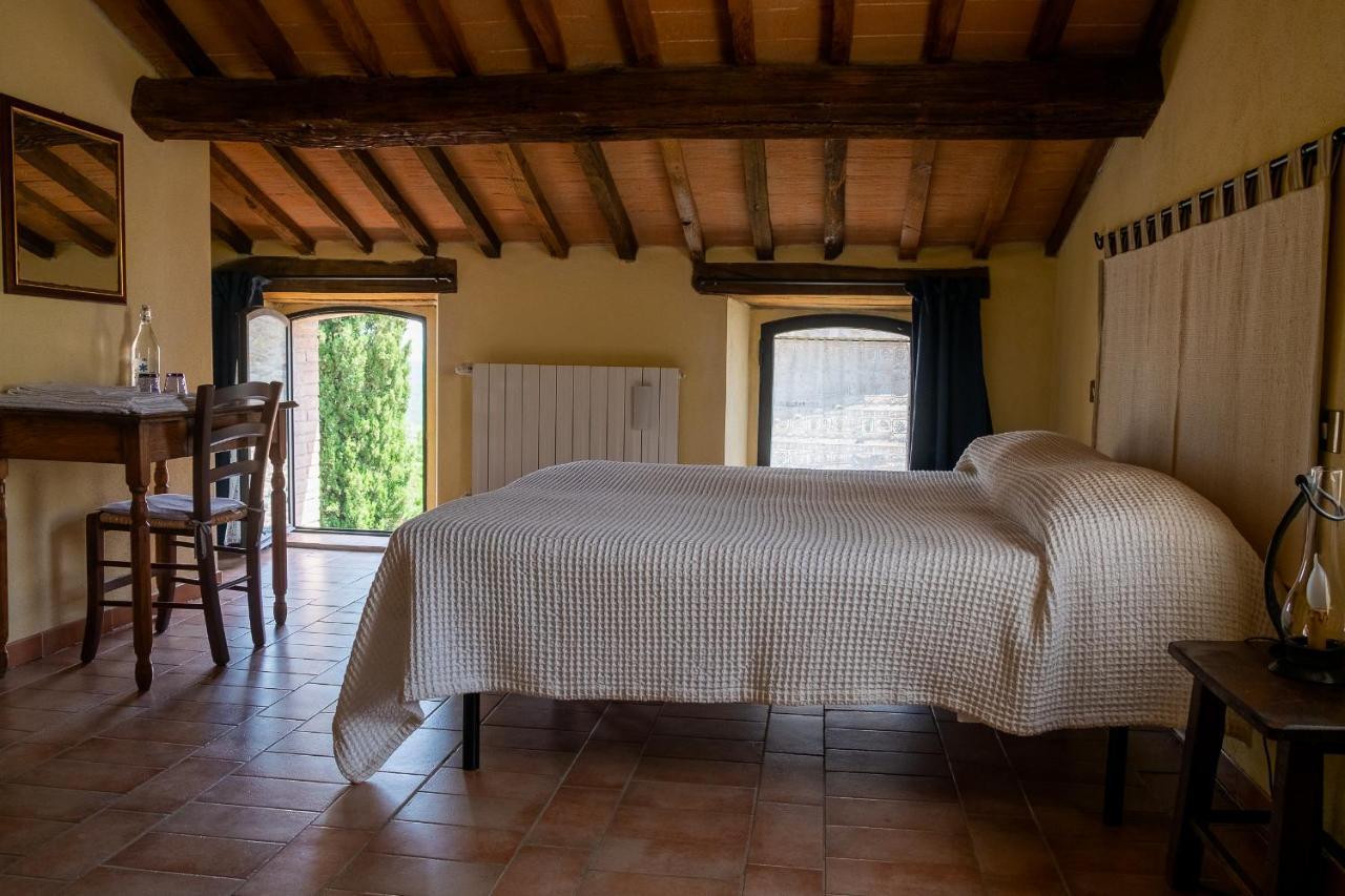 Agriturismo Colli Di Travale 몬티에리 외부 사진
