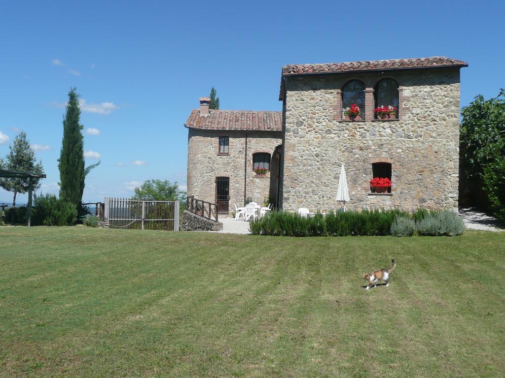 Agriturismo Colli Di Travale 몬티에리 외부 사진